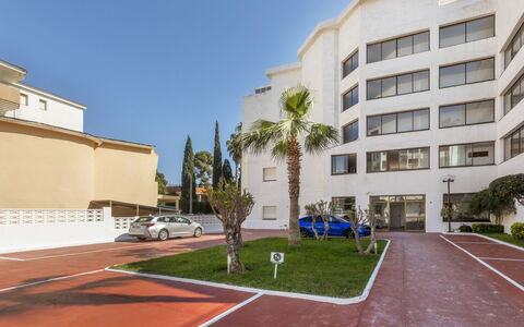 Marinada Cambrils: Schwimmbad, Verbundwerkstoff, Wohnung, Eigentumswohnung, Villa, Landscaping, Resort, Hotel, Balkon, Eco Hotel