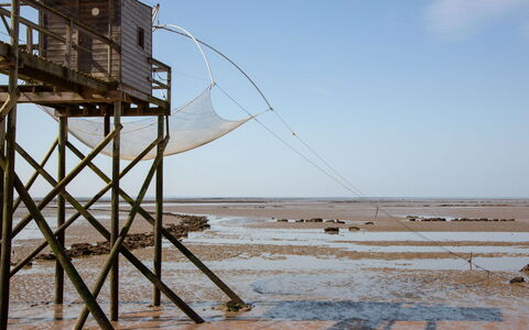 Les Gobions: Schwimmbad, Verbundwerkstoff, Wohnung, Eigentumswohnung, Villa, Landscaping, Resort, Hotel, Balkon, Eco Hotel