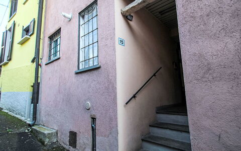 Azzurra: Schwimmbad, Verbundwerkstoff, Wohnung, Eigentumswohnung, Villa, Landscaping, Resort, Hotel, Balkon, Eco Hotel