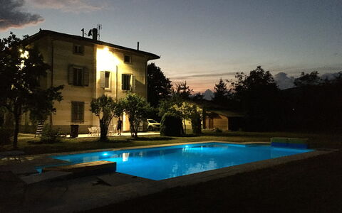 Villa Amelia: Schwimmbad, Wohngebiet, Estate, Hazienda, Villa, Garten, Hinterhof, Landscaping, Garten, Gartenmöbel