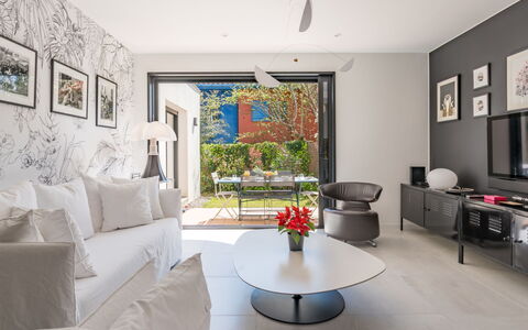 Espérance: Wohnung, Schatten, Eigentumswohnung, Gartenmöbel, Ferienort, Resort