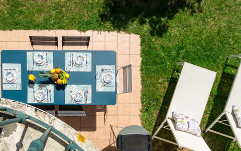 Espérance: Wohnung, Schatten, Eigentumswohnung, Gartenmöbel, Ferienort, Resort