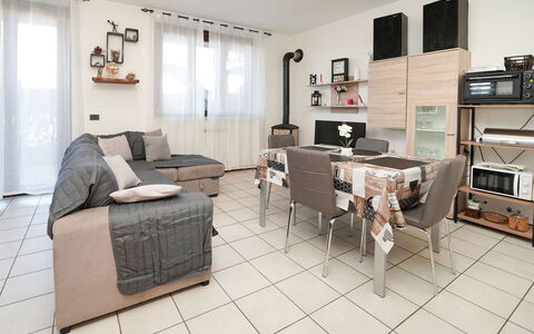 Casa Rigo: Möbel, Interior Design, Flooring, Couch, Fussboden, Zimmer, Decke, Wohnung, Wohnzimmer, Beleuchtung