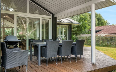 Nanni - from the Sea: Holz, Zuhause, Veranda, Deck, Hartholz, Dach, Holzbeize, Holzboden, Eco Hotel