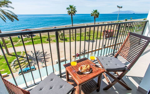 Rinconada Beachfront 2: Schwimmbad, Resort, Freizeit, Thermae, Hotel, Ferienort, Gartenmöbel, Freizeitzentrum, Urlaub