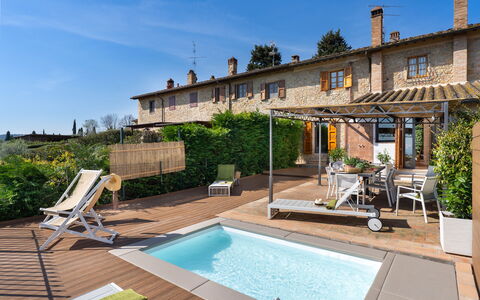 Casa Meletta: Schwimmbad, Blumentopf, Gartenmöbel, Zimmerpflanze, Terrasse, Resort, Eco Hotel, Stuhl, Estate, Hof