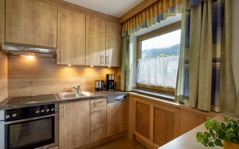 Niederau 26: Interior Design, Holz, Küche, Möbel, Cabinetry, Flooring, Zimmer, Decke, Fussboden, Countertop