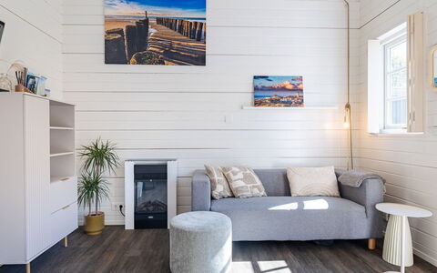 Residence Domburg: Flooring, Fussboden, Holz, Holzboden, Interior Design, Zuhause, Wohnzimmer, Möbel, Laminatboden, Decke