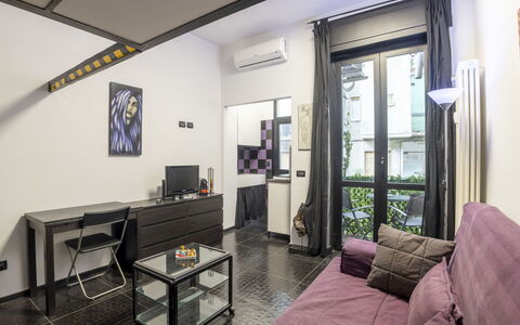 Chinatown Loft: Interior Design, Möbel, Flooring, Fussboden, Decke, Zimmer, Wohnung, Beleuchtung, Couch, Wohnzimmer