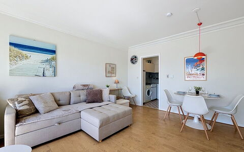 Unterkunft:&nbsp;Cosy @ the Beach Studio with Pool 140.2