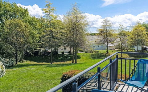 Les Demeures du Parc: Blau, Schatten, Garten, Rasen, Landscaping, Gartenmöbel, Garten, Park, Stuhl, Eco Hotel