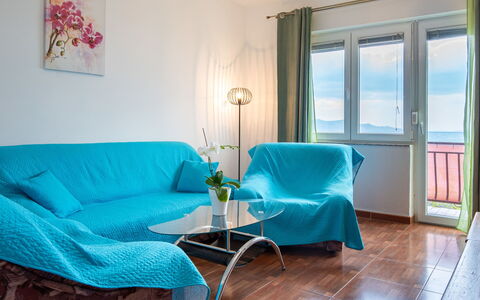Mare Croatia: Gartenmöbel, Garten, Tisch Im Freien, Stuhl, Schatten, Landscaping, Hinterhof, Garten, Eco Hotel, Küche & Esszimmer Tisch