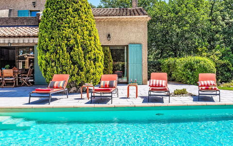 Clairchant: Blau, Schwimmbad, Estate, Gartenmöbel, Villa, Hazienda, Resort, Bauernhaus, Hinterhof, Eco Hotel
