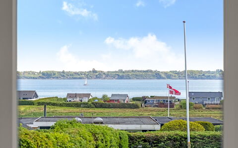 Jelke - 500M from the Sea: Haus, Dach, Zuhause, Hütte, Estate, Bauernhaus, Villa, Veranda, Abstellgleis