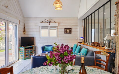 Chez Boubou: Blau, Schwimmbad, Resort, Schatten, Eco Hotel, Hotel, Tropen, Landscaping, Villa