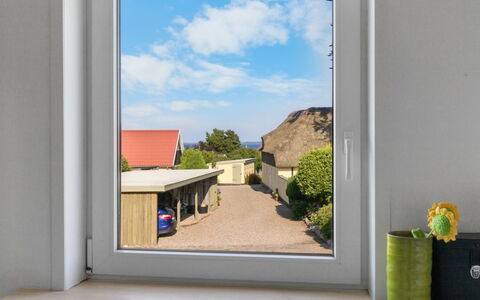 Begitte - 200M from the Sea: Blau, Strauch, Hütte, Ground, Garten, Estate, Schatten, Landscaping, Bauernhaus, Eco Hotel