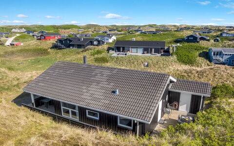 Elni - 350M from the Sea: Holz, Zuhause, Veranda, Deck, Hartholz, Dach, Holzbeize, Holzboden, Eco Hotel