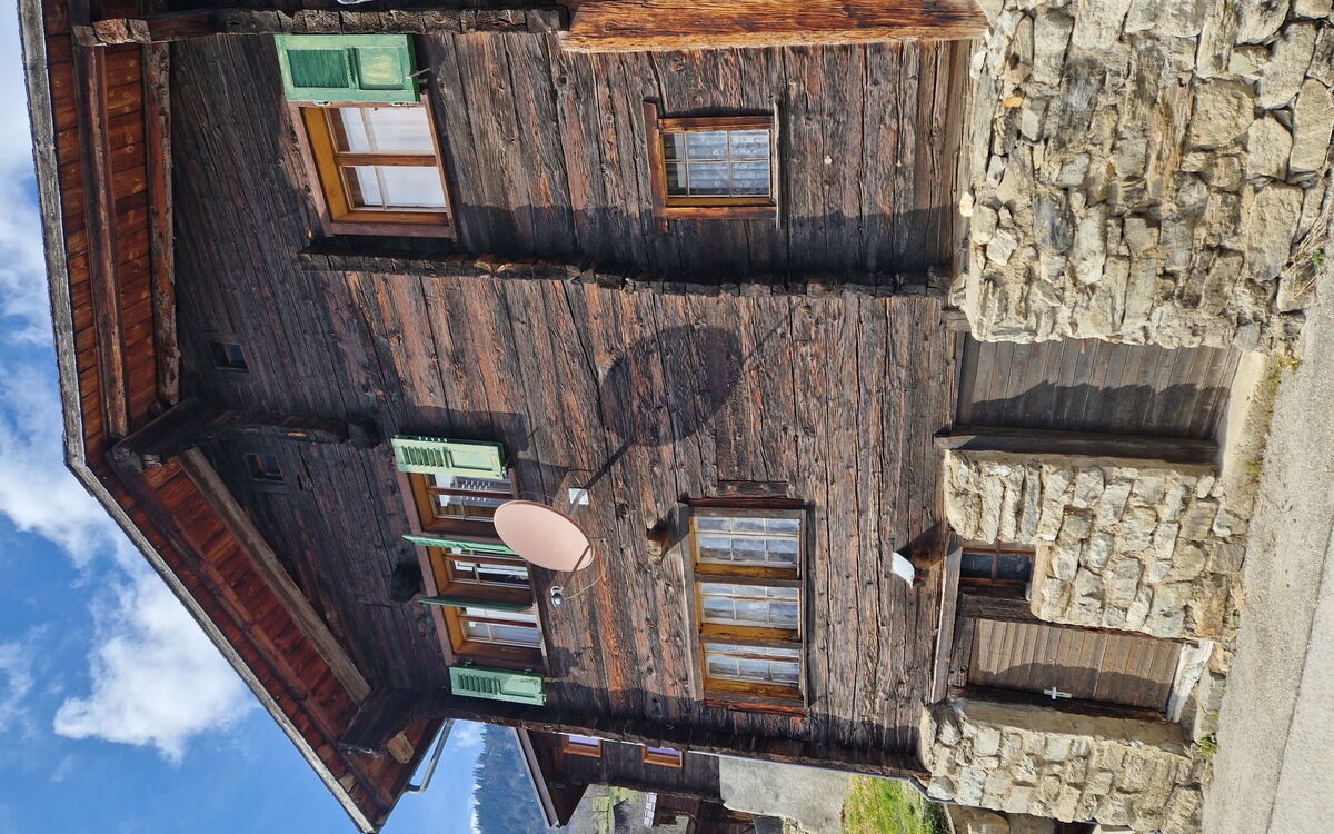 Dorfstrasse 97 2. Og Süd