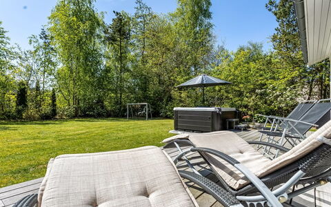 Marlena - 1.1Km from the Sea: Dach, Haus, Wohngebiet, Zuhause, Estate, Hütte, Design
