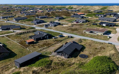 Jyde - 250M from the Sea: Haus, Dach, Zuhause, Hütte, Schuppen, Gartenbauten, Abstellgleis, Garten, Blockhaus, Hütte