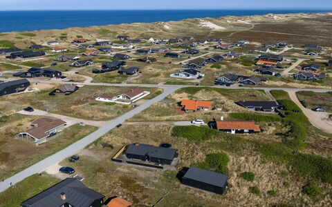Jyde - 250M from the Sea: Haus, Dach, Zuhause, Hütte, Schuppen, Gartenbauten, Abstellgleis, Garten, Blockhaus, Hütte