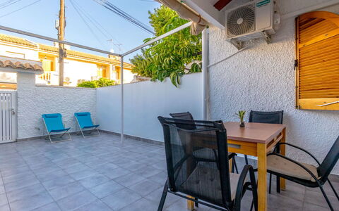 Carpa: Wohnung, Stuhl, Balkon, Resort, Hotel, Bucht, Küche & Esszimmer Tisch, Gartenmöbel, Ferienort