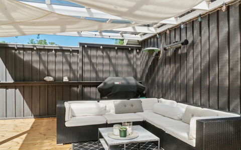 Veljan - 1.2Km from the Sea: Wohnung, Eigentumswohnung, Estate, Balkon, Villa, Hotel