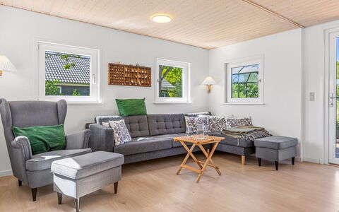 Naya - 500M from the Sea: Möbel, Interior Design, Flooring, Couch, Fussboden, Holz, Holzboden, Wohnzimmer, Decke, Zimmer