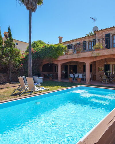 Gran Llombards: Schwimmbad, Resort, Hazienda, Estate, Villa, Eco Hotel, Hotel, Schatten, Hof, Thermae