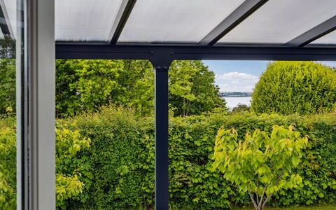 Eweline - 400M from the Sea: Schatten, Garten, Outdoor Struktur, Metall, Glas, Terrasse, Pergola, Pavillon, Landscaping, Gartenmöbel