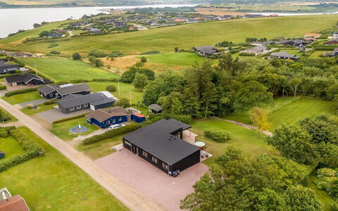 Stjerne - 300M to the Fjord: Gebirge, Senke, Bergdorf, Ferienort