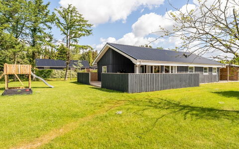 Ebertine - 740M to the Fjord: Dachdecken, Hütte, Haus, Dach, Zuhause, Bauernhaus, Hütte, Estate, Dorf