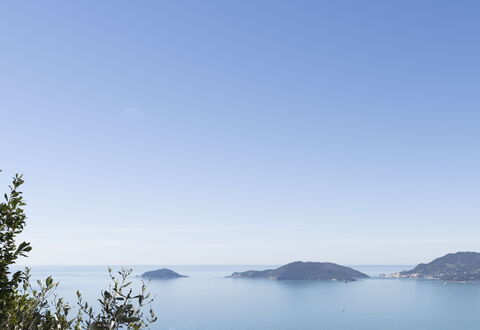 Bonaria Boutique House Ac, Wifi, Cinque Terre: Himmel, Blau, Wasser, Wasservorräte, Gewässer, Horizont, Natürliche Landschaft, Küsten Und Ozeanische Forms, Meer, Hügel