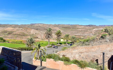 Las Yucas 2: Himmel, Landschaft, Shrubland, Chaparral