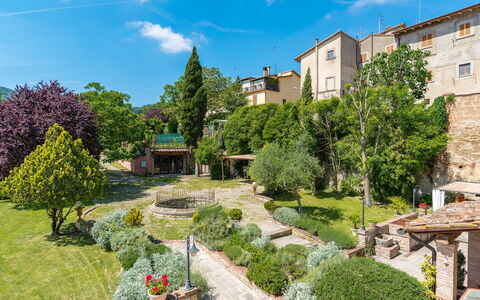 Antica Villa Della Lana: Baum, Vegetation, Strauch, Garten, Landschaft, Pflanzengemeinschaft, Grundstueck, Ground, Frühling