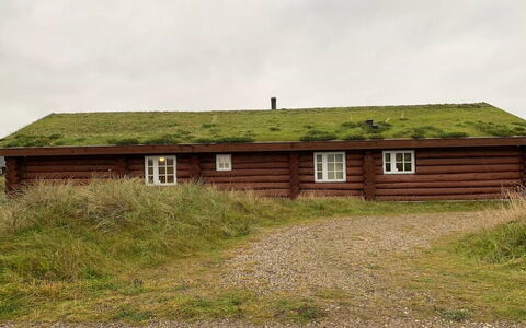 Mojag - 900M from the Sea: Estate, Schatten, Auffahrt, Bauernhaus