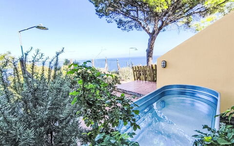 L'Aietta di Maciarello: Blau, Freizeit, Resort, Meer, Gartenmöbel, Eco Hotel, Schatten, Schwimmbad, Urlaub, Ozean