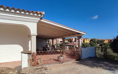 La Casetta Di Greise: Säule, Schatten, Outdoor Struktur, Hazienda, Balkon, Veranda, Hof, Pergola, Villa