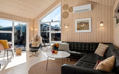 Herwarth - 400M from the Sea