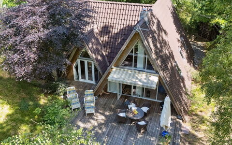 Thrond - 500M from the Sea: Wohnung, Eigentumswohnung, Estate, Balkon, Villa, Hotel