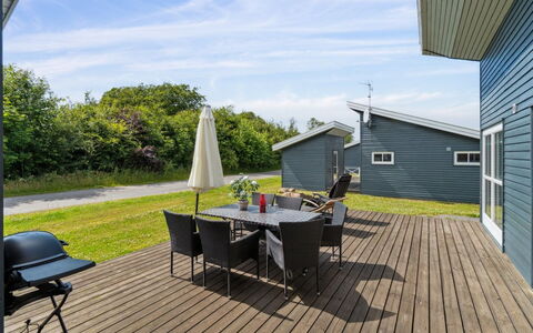 Ilta - 2.8Km from the Sea: Estate, Schatten, Auffahrt, Bauernhaus