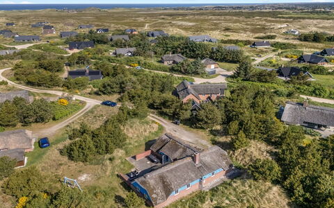Thiodver - 850M from the Sea: Haus, Zuhause, Dach, Hütte, Grundstueck, Estate, Bauernhaus, Dorf, Bauernhof