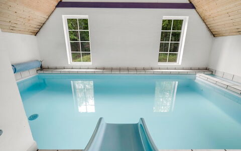 Ulf - 2Km from the Sea: Flooring, Fussboden, Schwimmbad, Verbundwerkstoff, Daylighting, Design, Fliese