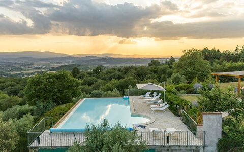 Casale Sunset: Schwimmbad, Resort, Eco Hotel, Estate, Thermae, Ferienort, Gartenmöbel, Villa, Landscaping, Hotel