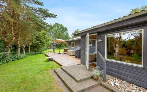 Horsten - from the Sea: Holz, Zuhause, Veranda, Deck, Hartholz, Dach, Holzbeize, Holzboden, Eco Hotel
