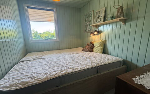 Yma - from the Sea: Holz, Flooring, Schlafzimmer, Fussboden, Interior Design, Bett, Zimmer, Bettdecke, Bedding, Möbel