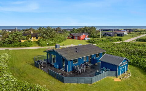 Iiris - 200M from the Sea: Holz, Zuhause, Veranda, Deck, Hartholz, Dach, Holzbeize, Holzboden, Eco Hotel
