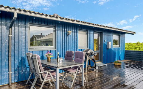 Iiris - 200M from the Sea: Holz, Zuhause, Veranda, Deck, Hartholz, Dach, Holzbeize, Holzboden, Eco Hotel