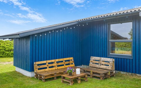 Iiris - 200M from the Sea: Holz, Zuhause, Veranda, Deck, Hartholz, Dach, Holzbeize, Holzboden, Eco Hotel