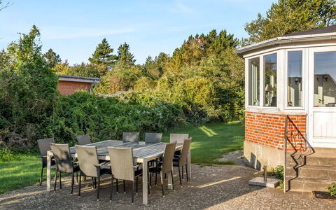 Albina - 4.5Km from the Sea: Estate, Schatten, Auffahrt, Bauernhaus